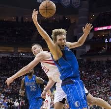 [图]东契奇空砍42分 国王背靠背送湖人3连败