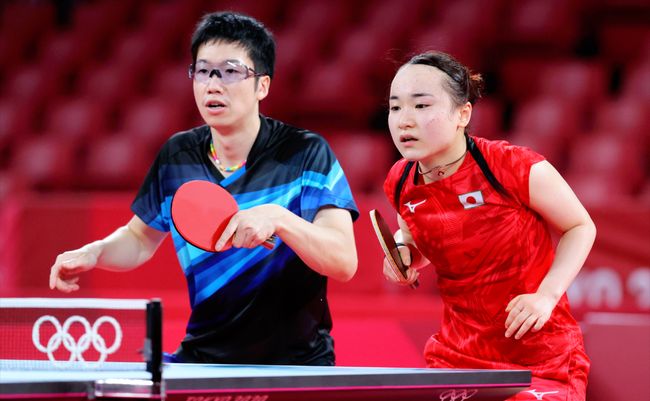 现出卓越的 现出卓越的