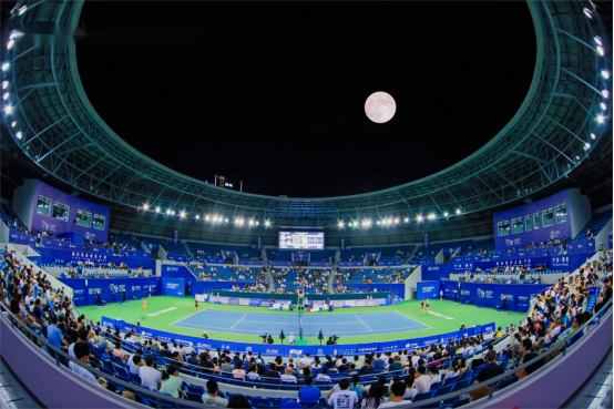 与AC米兰 与AC米兰