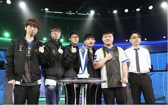 票将同步上 票将同步上