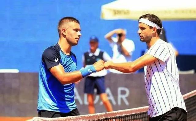 对于教练卢 对于教练卢